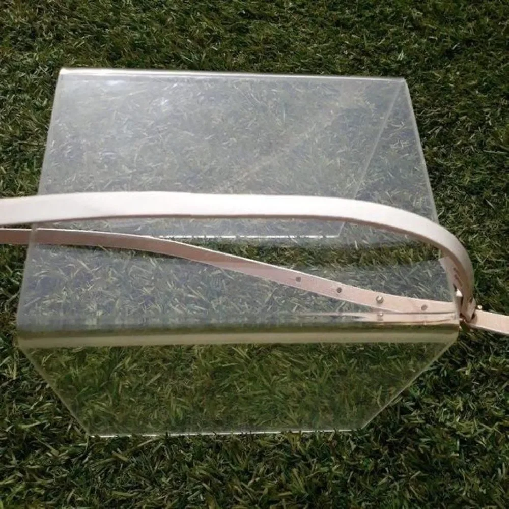 Vintage Cincher Belt Thin 1/4 Inch‎ White Gold Metal 3D Accent Size 8
